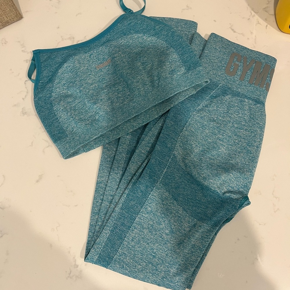 GYMSHARK SET SIZE S